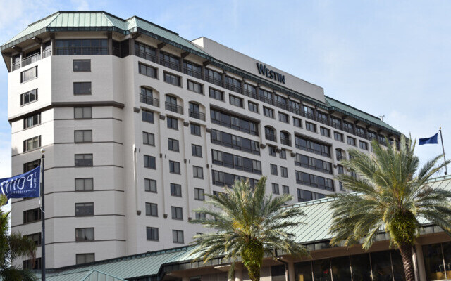 Westin Waterside Hotel gets a beautiful, long-lasting facelift with Kynar Aquatec® High Performance Coating